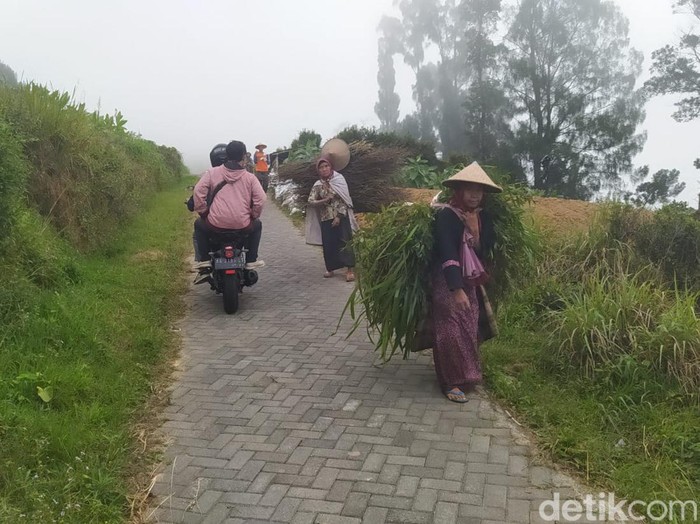 Blumbangroto Magelang Ditutup , Kades Sebut Petani Terganggu